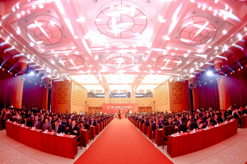 重磅喜讯！川北医学院附属医院李敬东教授荣获“第六届国之名医·卓越建树”荣誉称号