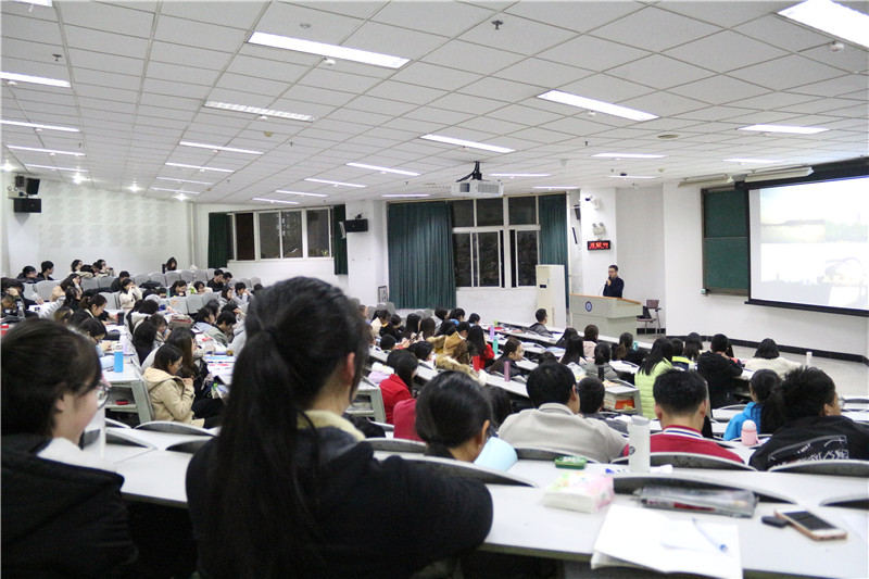 交流会.jpg 交流会.jpg