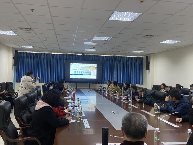医学影像学院开展“党建引领、医工融合”主题党日活动暨“医学人工智能学术交流”活动