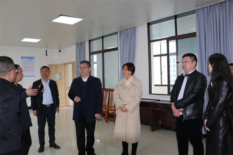 学校领导带队赴苍溪县开展校地合作 医疗对口帮扶考察调研工作