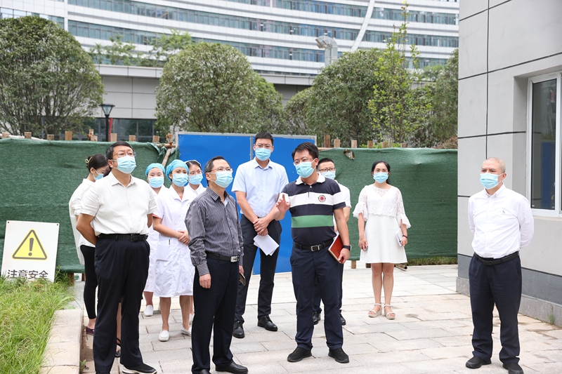 学校开展重点工作专项督查