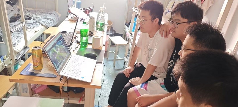 眼视光医学院组织观看“2024年四川省大中小学思政教育秋季开学第一课”活动