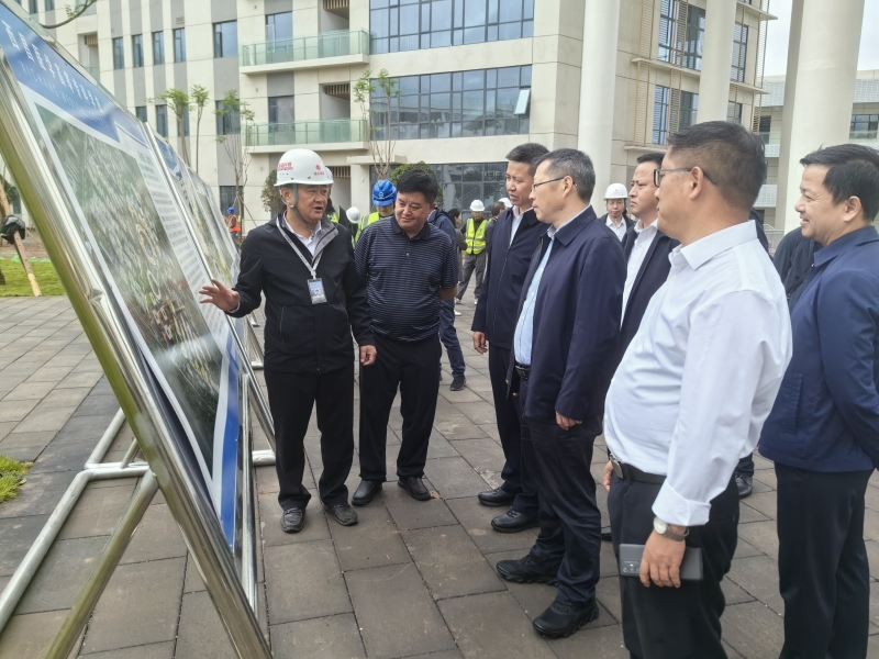 学校领导带队赴西昌医学高等专科学校考察调研