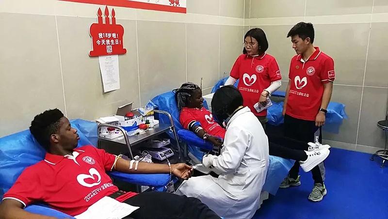 患者急需罕见Fya阴性血 非洲留学生组团献血