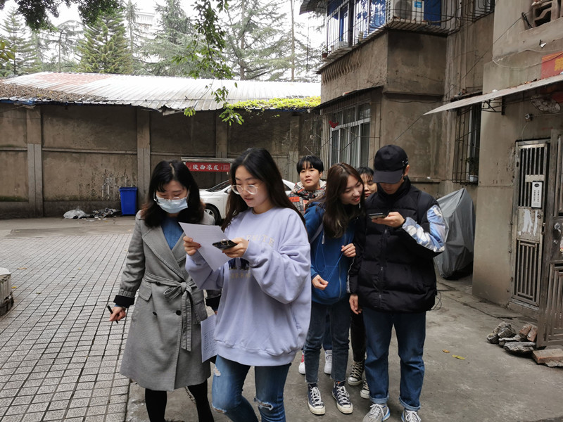 口腔医学系党总支组织开展校外住宿学生走访工作