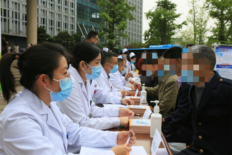 坚定信仰 牢记初心 方式多样 氛围浓厚——我校附属医院掀起党史学习教育热潮