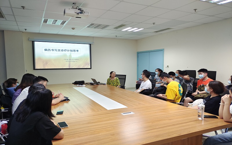 口腔医学系2017级实习生入科培训圆满举行
