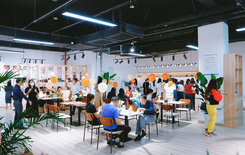 “我为群众办实事”：临床医学院·附属医院“职工之家”揭牌仪式举行