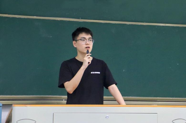 【川北医学院大学生社团管理中心】纪检、综管、发展和外联部沙龙活动