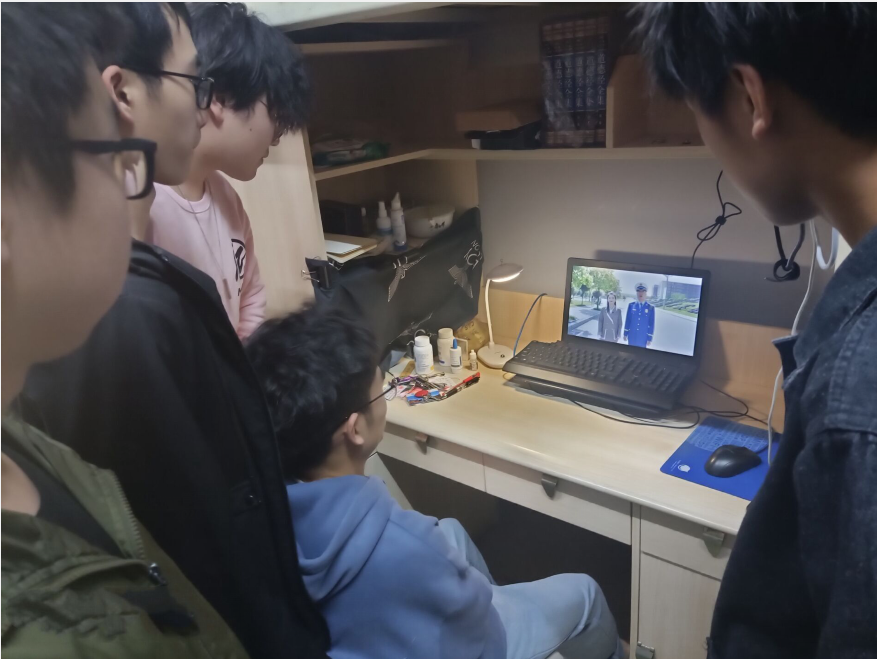 筑牢安全防火墙