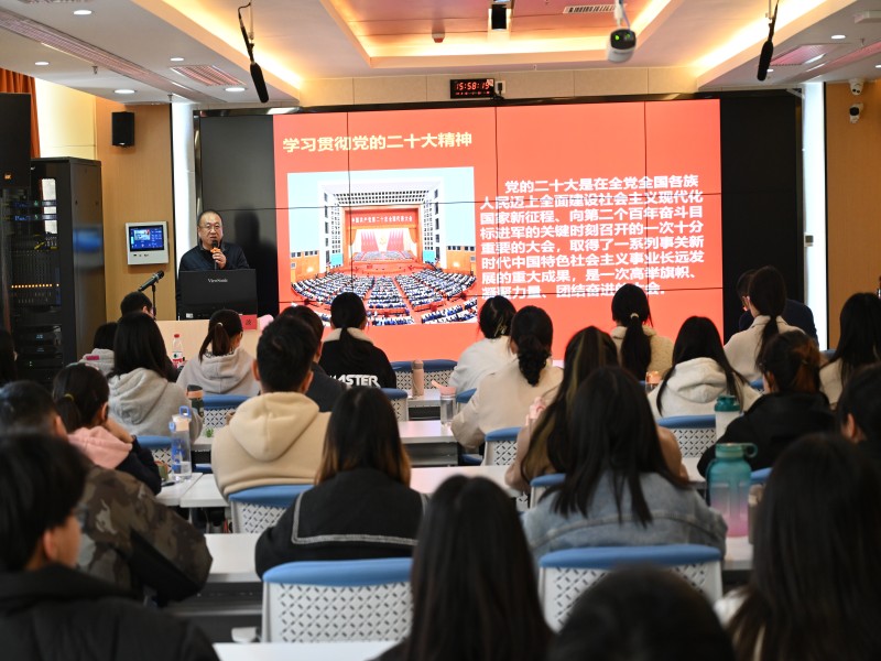 张波到全程教学点 讲新学期第一堂思政课