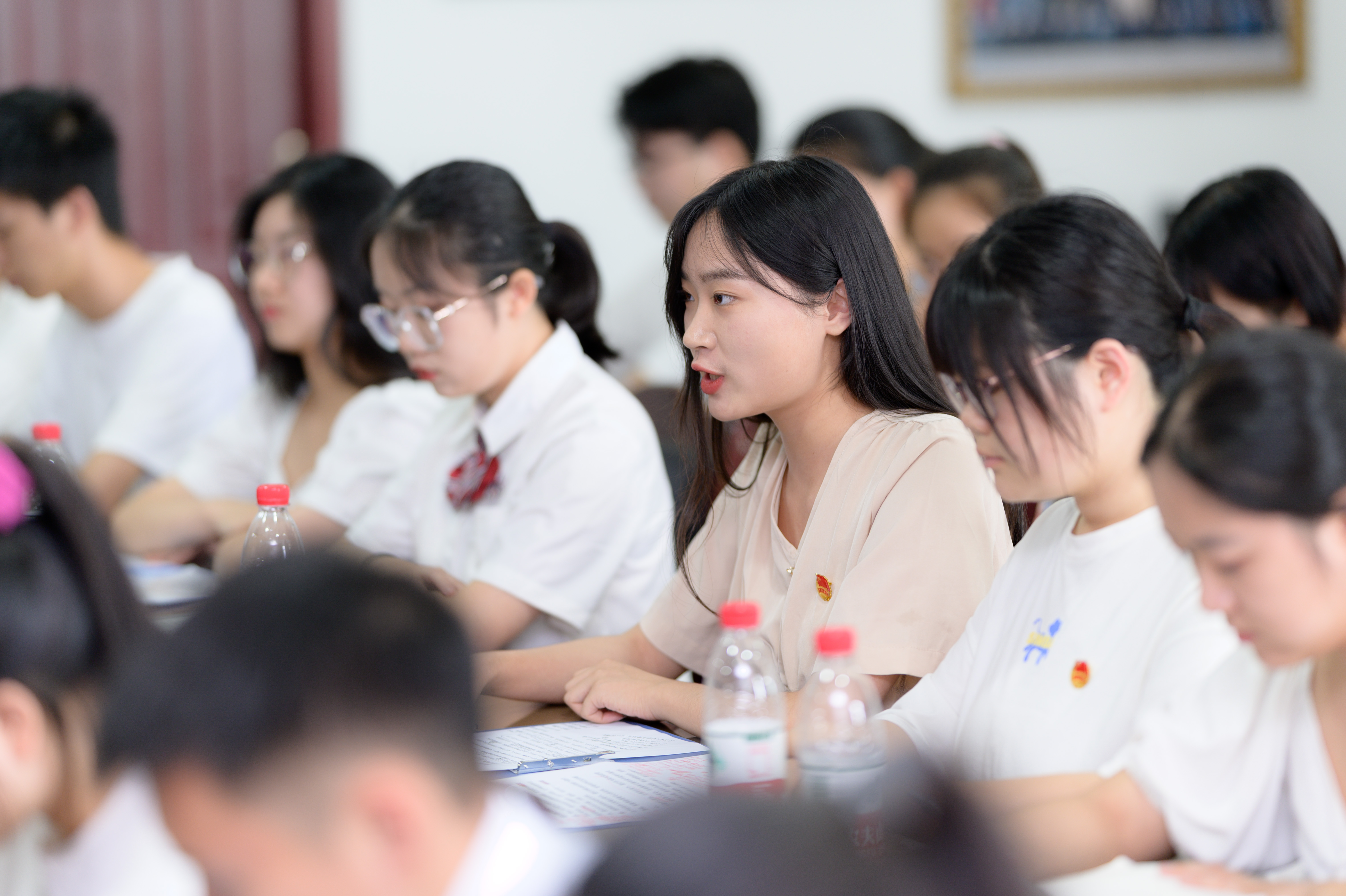 学校举行“学党史 感党恩”学生骨干座谈会
