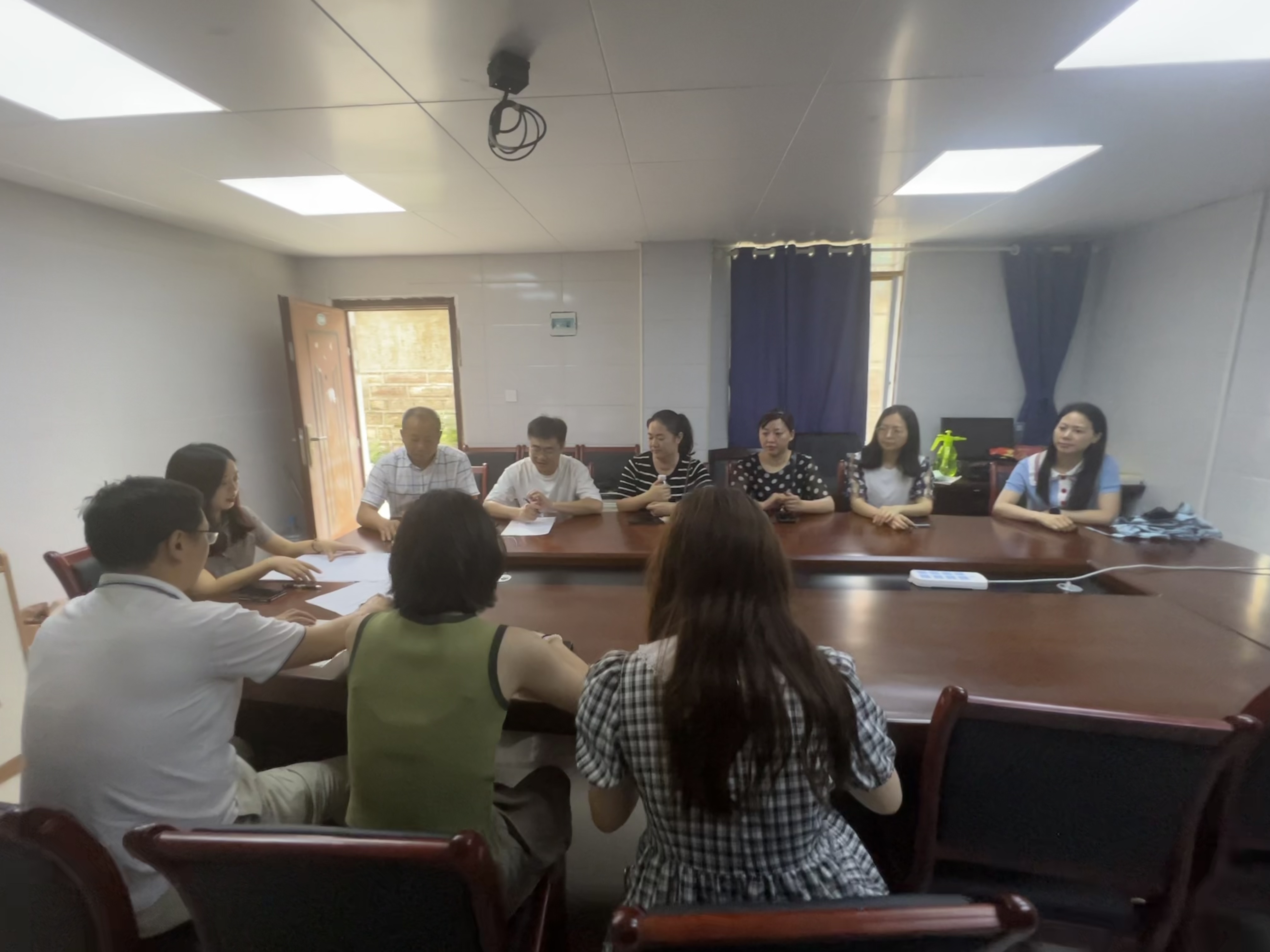 管理学院党总支所辖各党支部圆满完成选举工作