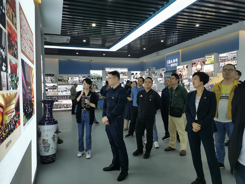 后勤管理处第一、第二党支部联合开展“知党史校史迎国庆校庆”主题党日活动