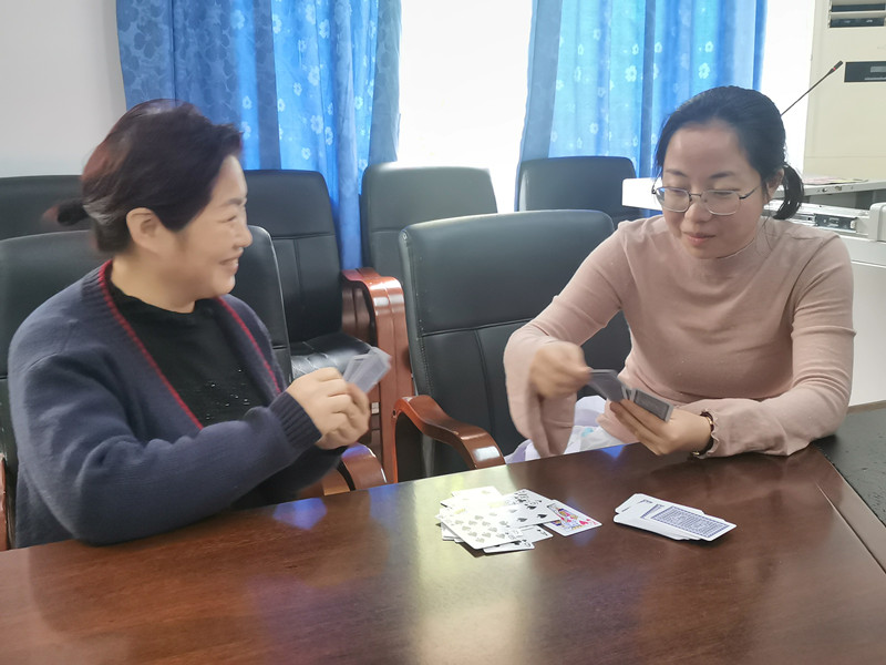 护理学院工会开展趣味活动