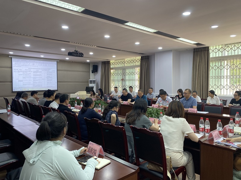 学校组织召开2023-2024学年度第二学期第三次院系联席会暨教学成果培育推进会