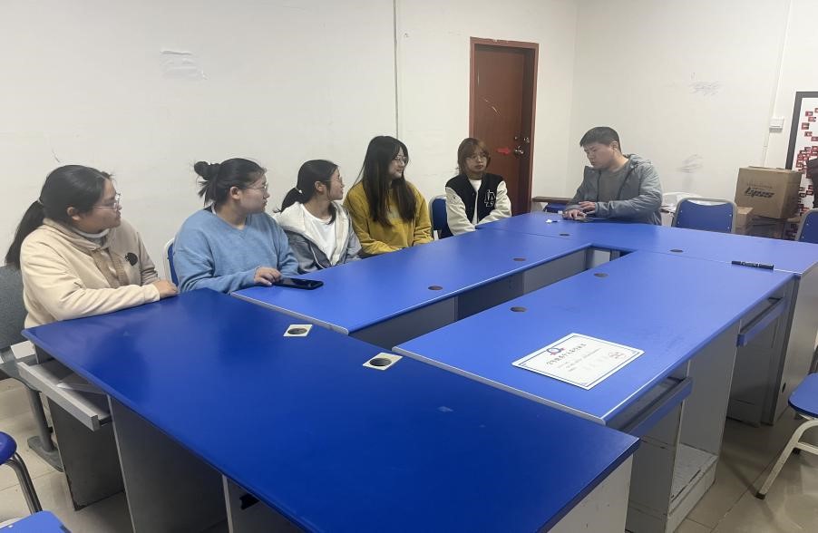 眼视光医学院召开2023年少数民族学生座谈会