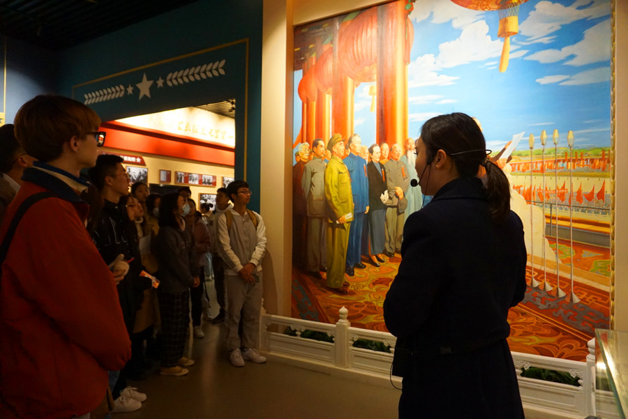 我校赴罗瑞卿纪念馆举行爱国主义教育实践基地授牌仪式和学生干部能力提升培训班