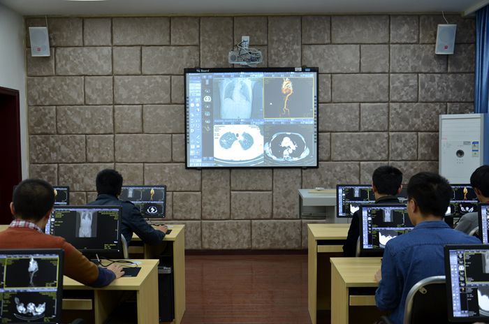 向学校第七次党代会巡礼：狠抓学科建设 凝练办学特色 全面提升品牌专业内涵建设