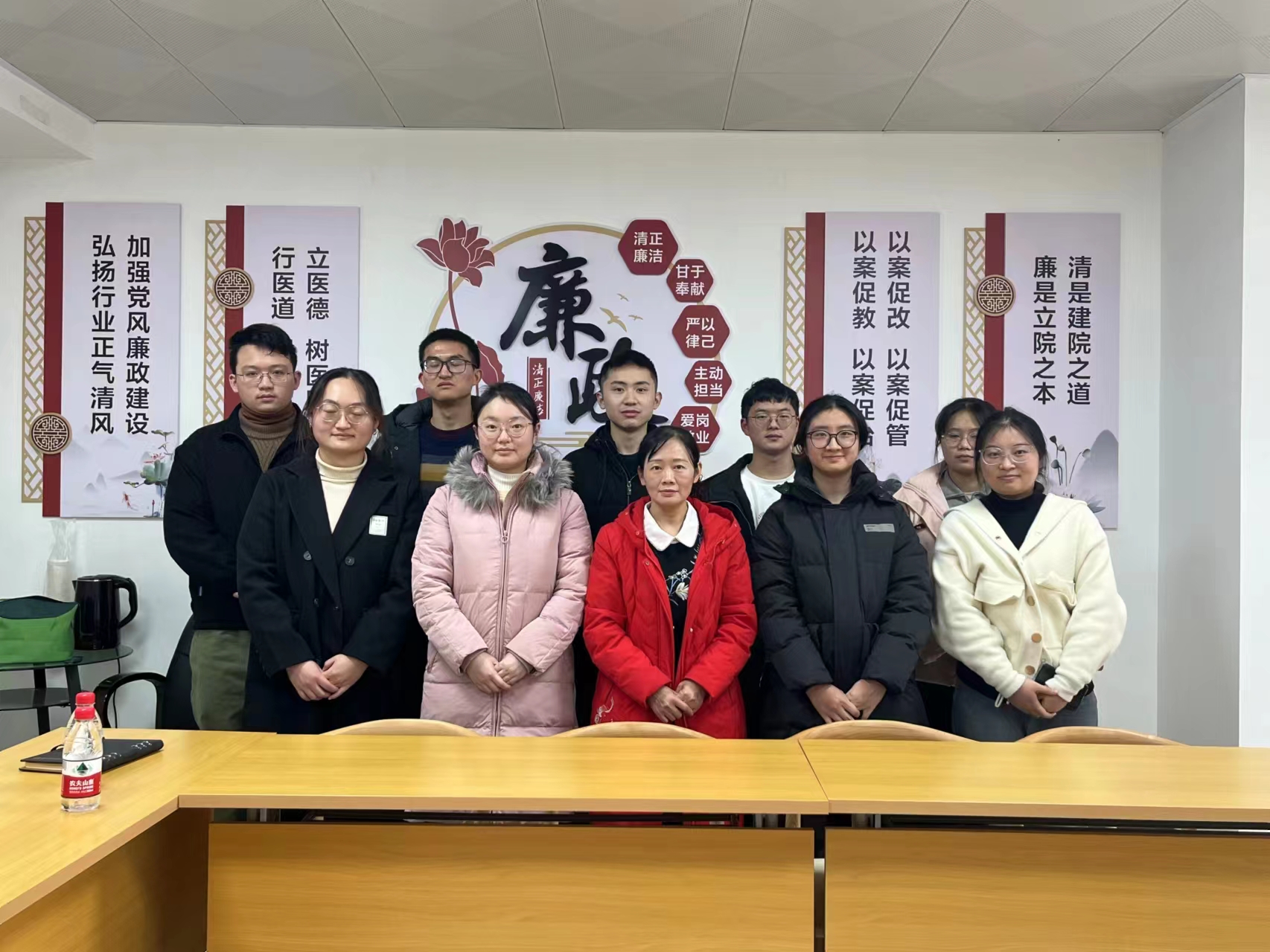 实习促成长 关怀暖人心|口腔医学院领导赴德阳市口腔医院慰问实习