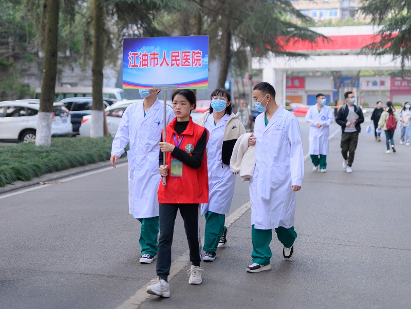 【精彩瞬间】川北医学院第八届临床技能竞赛