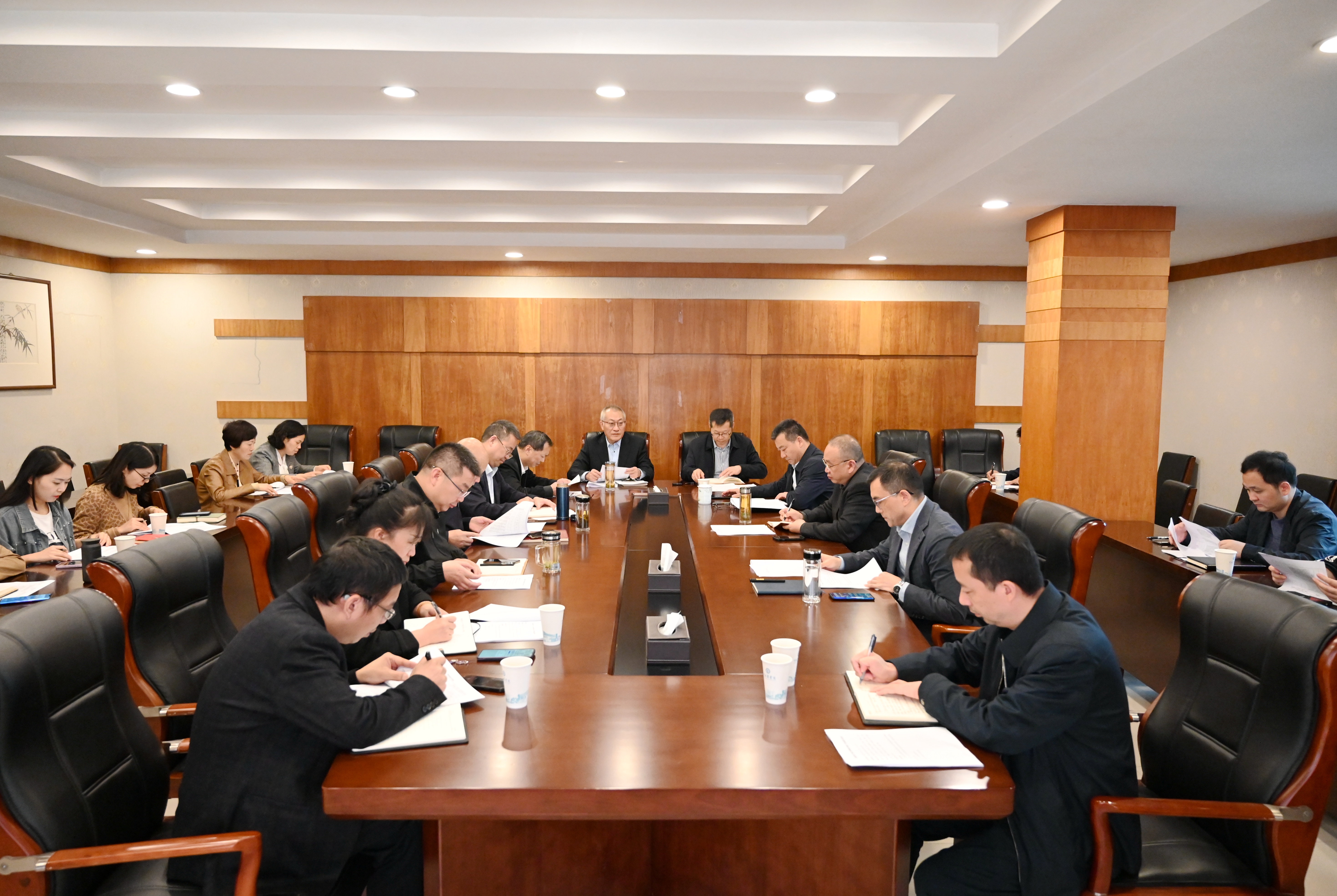 学校召开省教育厅2023年绩效考核工作布置会