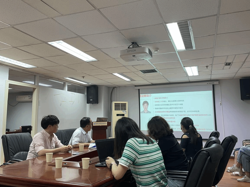 曾迎春博士来校为护理学院师生举行学术交流讲座