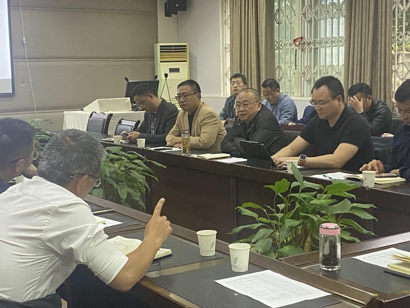学校组织召开2023-2024学年度第一学期第二次院系联席会议