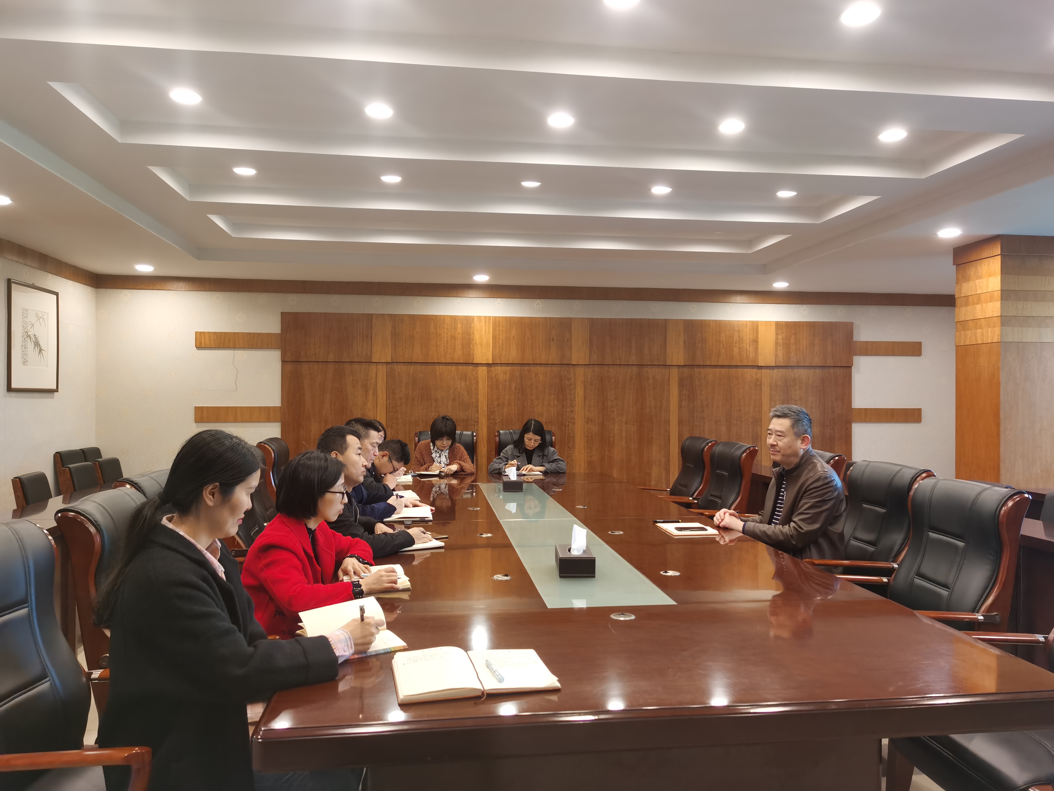 学校领导到人事处调研指导工作