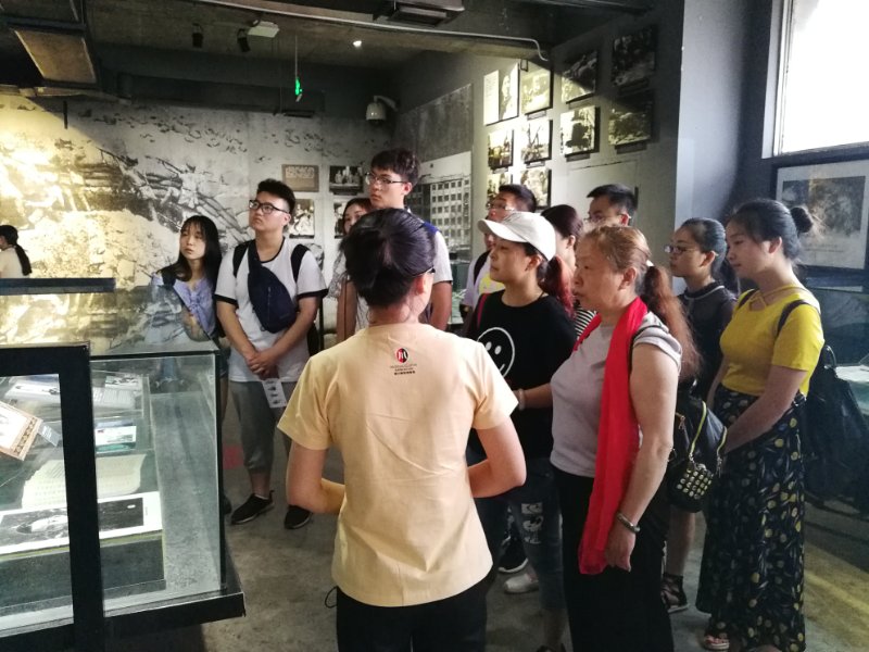 中西医临床医学系和麻醉学系组织师生党员赴建川博物馆开展主题党日活动
