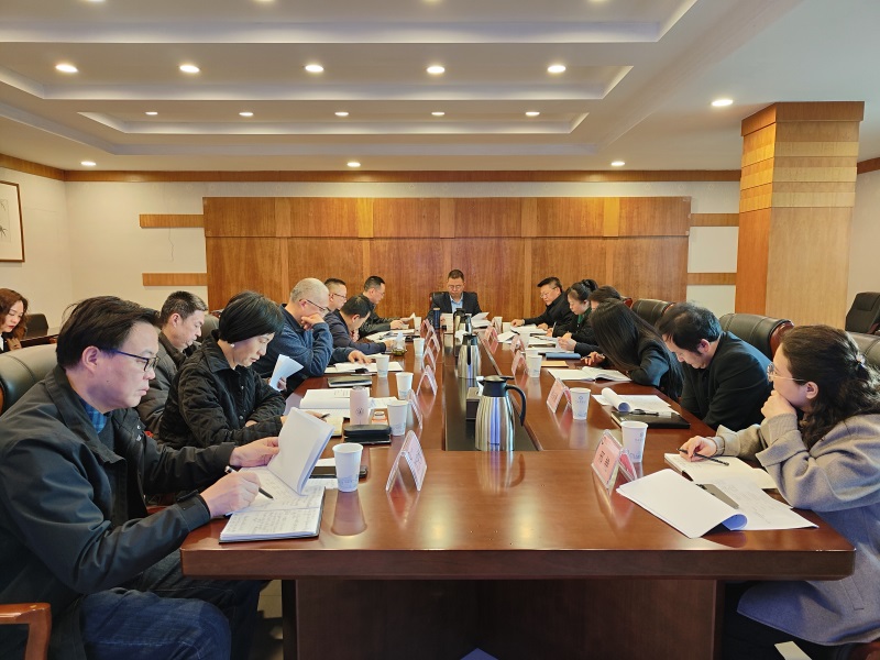 学校召开警务服务中心建设工作论证会