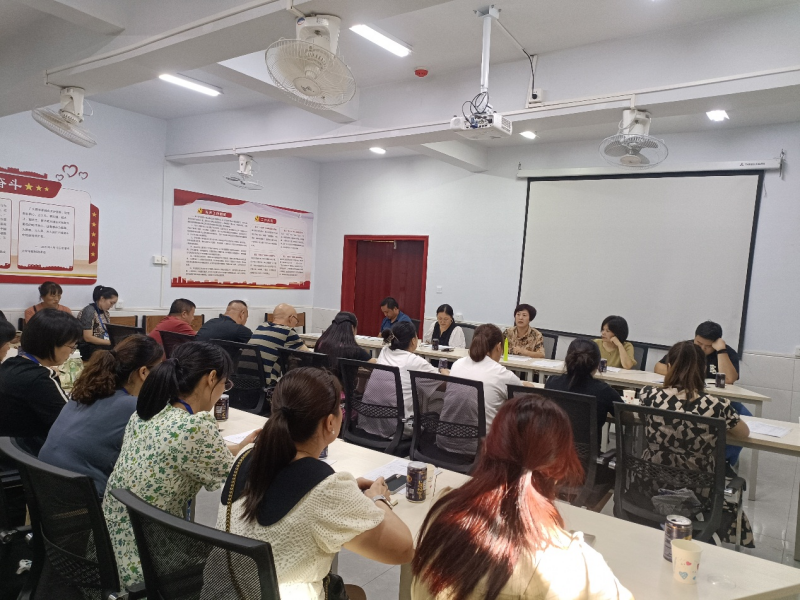 学生公寓管理中心召开假期总结暨新学期工作布置会