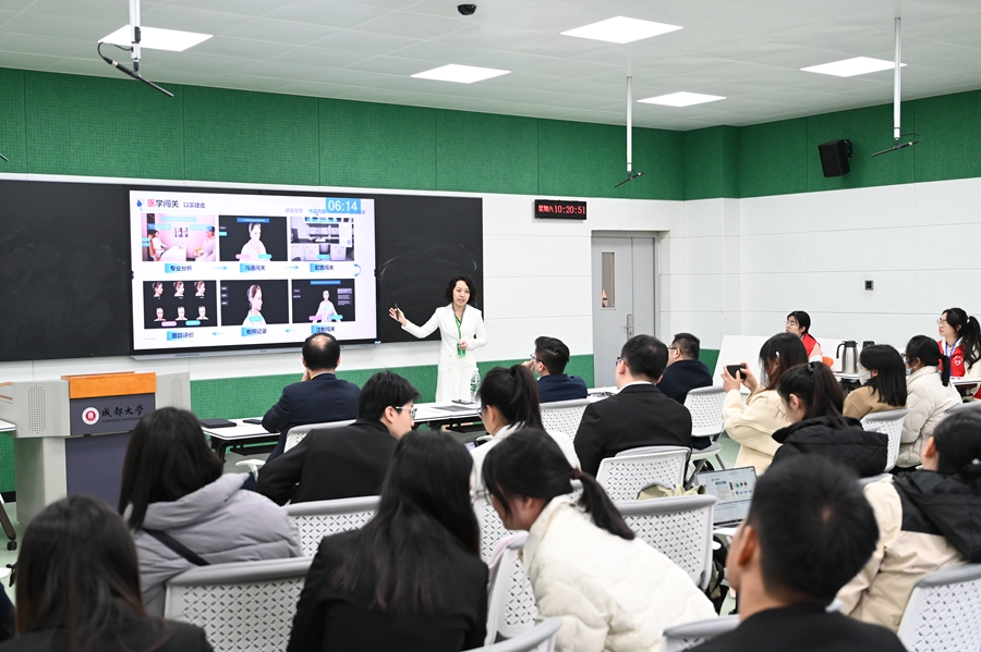 我校首次承办全国仿真创新应用大赛决赛并取得优异成绩