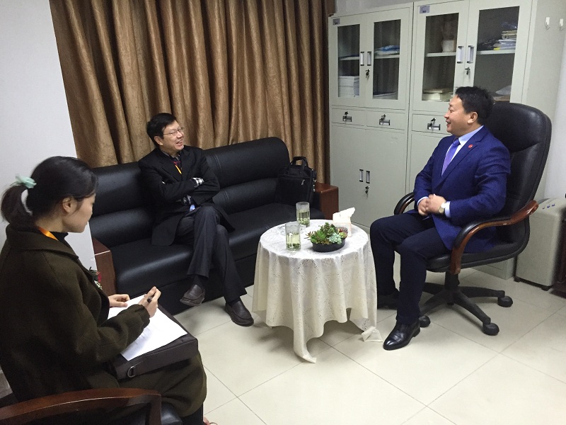 临床医学专业认证专家到发展规划处进行走访