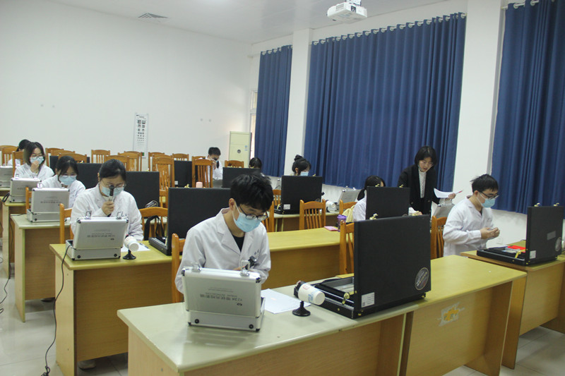眼视光医学院第十五届技能大赛顺利举行