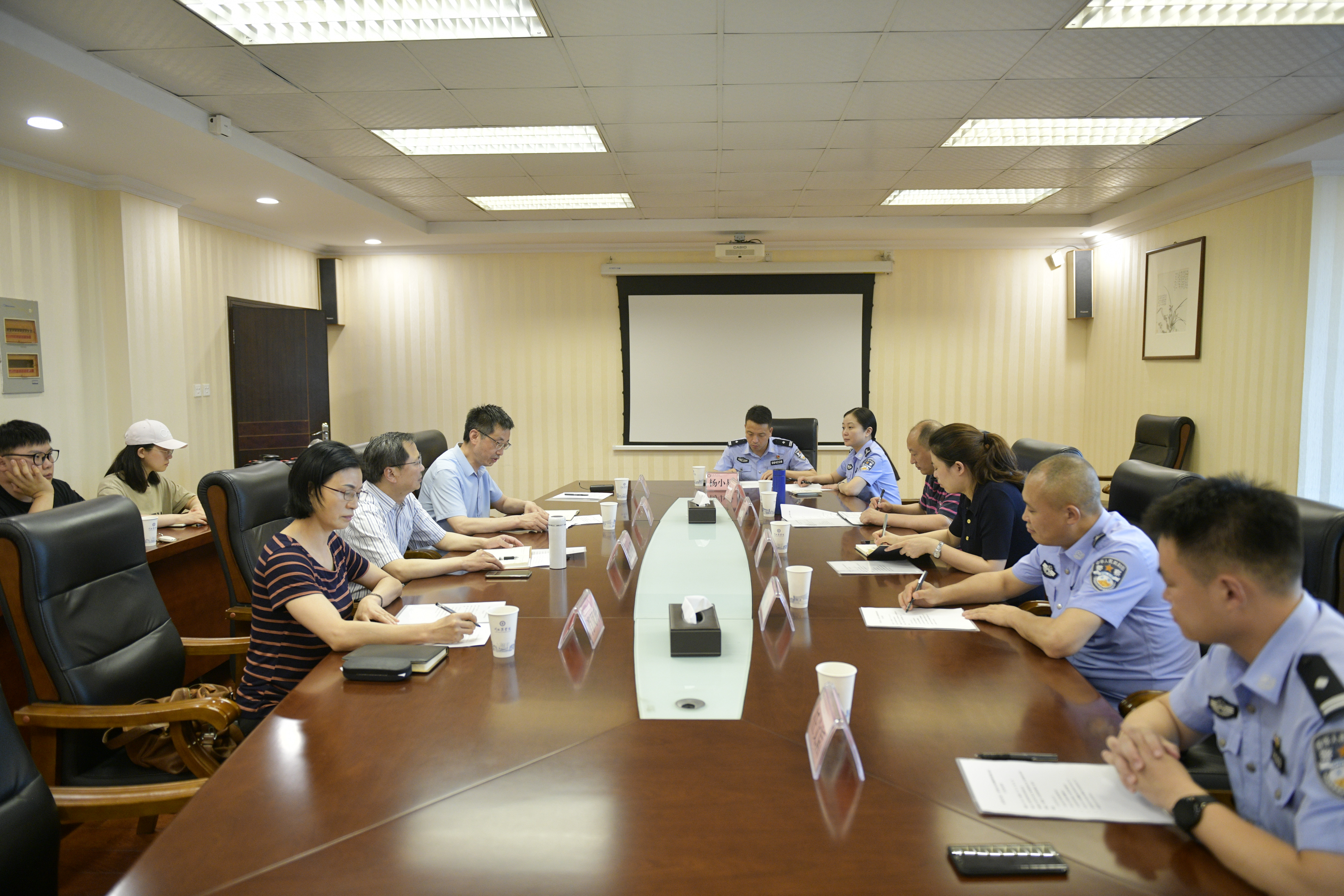 四川省公安厅、南充市公安局调研我校国际交流合作工作