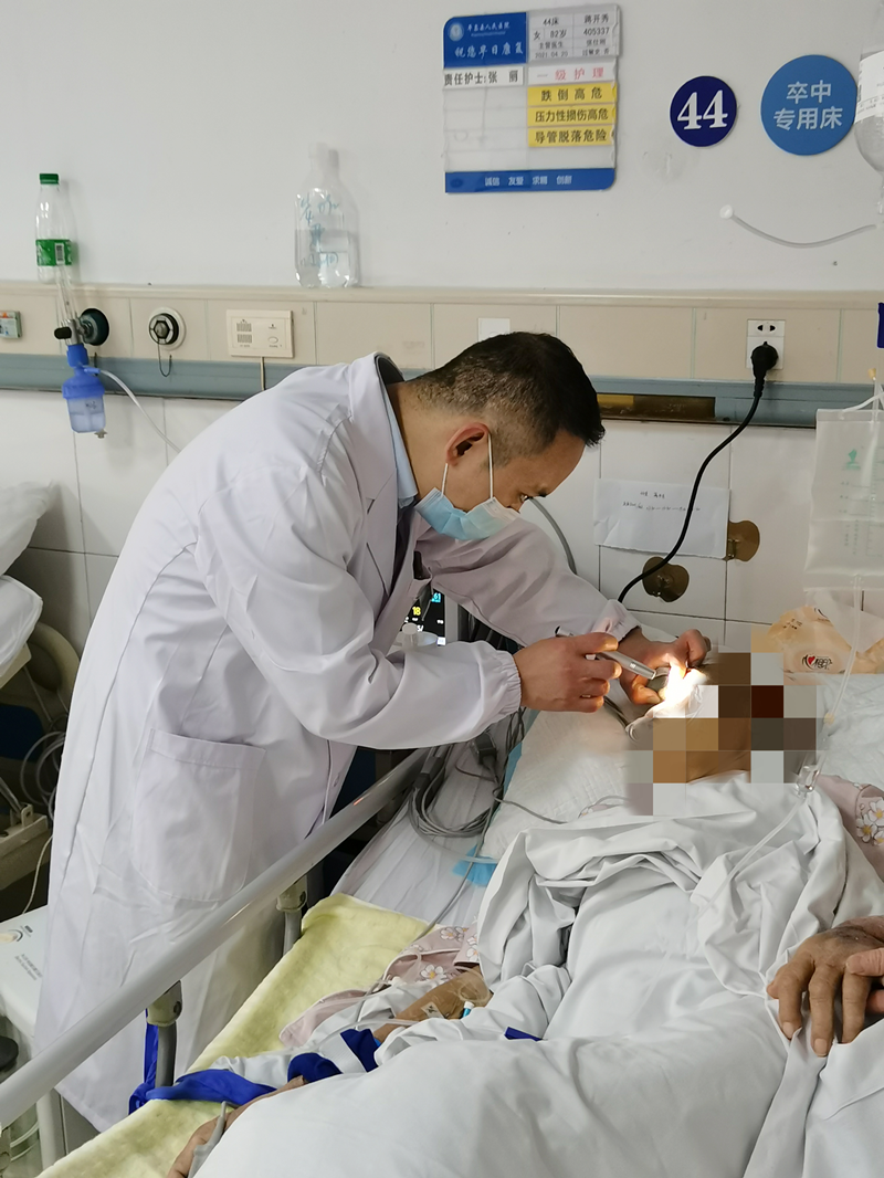 跨越山河，直抵民心！我校附属医院博士基层“三人行”情暖平昌