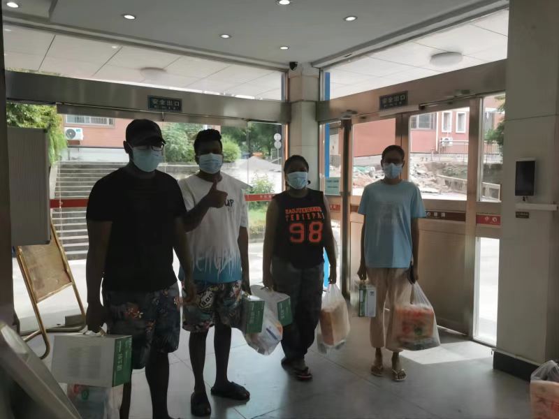 战疫情 送温暖——国际教育交流学院慰问在校留学生