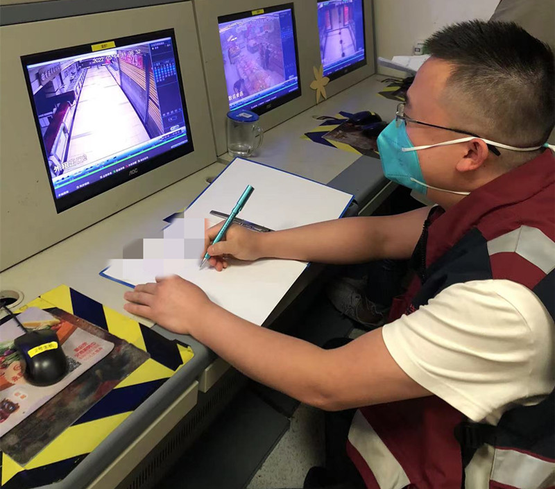 同心战疫“邻”距离！我校附属医院10名流调队员奋战广安