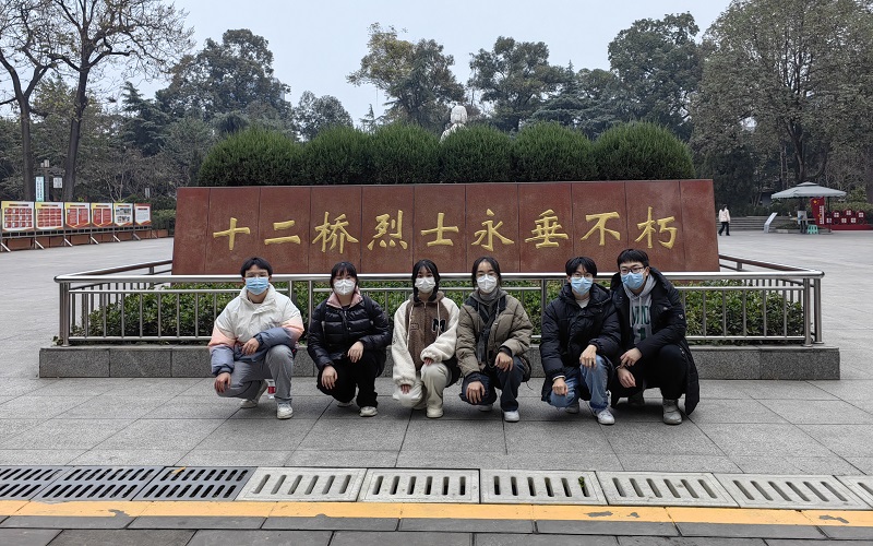 临床医学院开展2024年“青年向党行”寒假社会实践活动 ——薪火相传光不绝，投身实践展风采