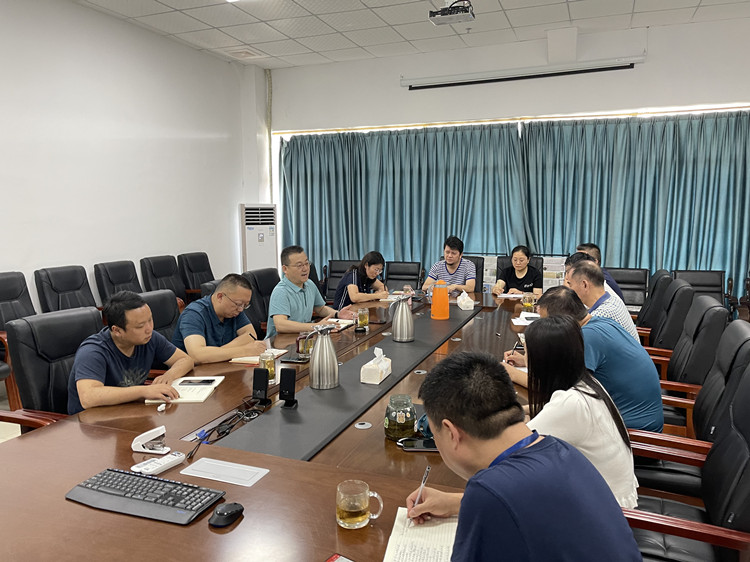 校领导组织召开建校70周年校庆校园建设专项工作督查推进会暨期末安全检查工作会