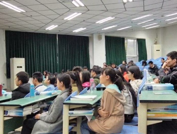 麻醉学系成功召开“党的十九大”会议内容及精神学习汇报大会