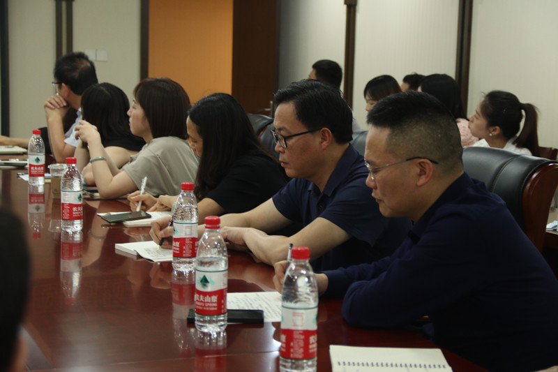 校领导开展全面从严治党暨纪律规矩教育专题宣讲