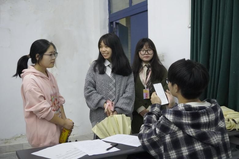 秋趣乐享,社彩飞扬