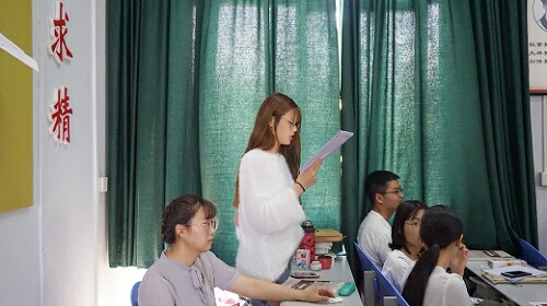 法医学系党党支部大会圆满结束