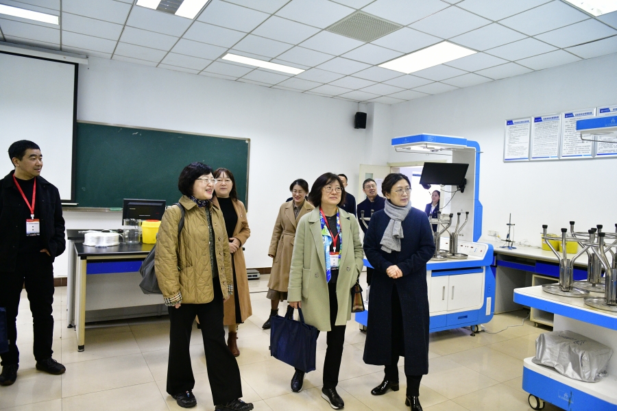 我校接受新一轮本科教育教学审核评估专家组入校评估