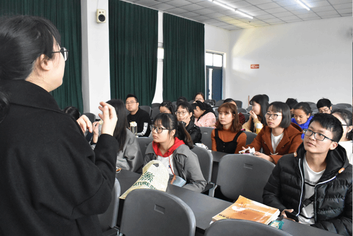 我院医学影像学2016级第一团支部开展“学习习近平来川考察讲话精神”为主题的团日活动