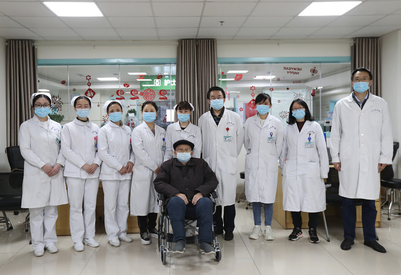 95岁抗美援朝老战士心脏手术康复出院，致敬“最可爱的人”