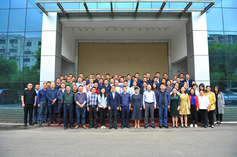 我校党员干部赴川中监狱开展廉政警示教育