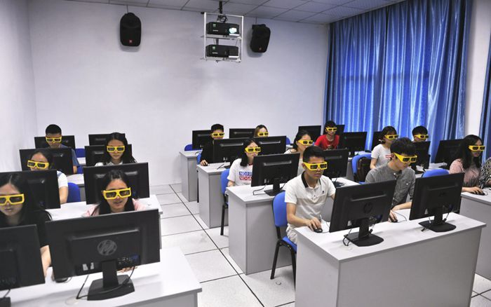 向学校第七次党代会巡礼：狠抓学科建设 凝练办学特色 全面提升品牌专业内涵建设